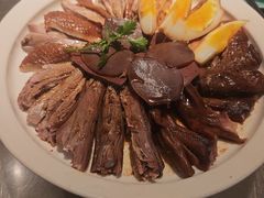 -潮界(LU·ONE凯德晶萃广场店)