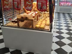 面包甜点陈列柜-味多美(江桥万达店)