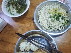 -何太太馄饨面铺(大浒东苑店)