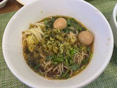 -昆山裕元花园酒店·温莎西餐厅