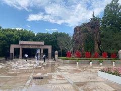 -上海市龙华烈士陵园