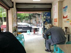-花溪牛肉粉(八鸽岩店)
