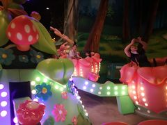 -蓝精灵乐园·世茂精灵之城主题乐园