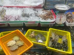 -拉威海鲜市场
