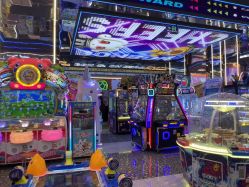 -卡通尼乐园(景枫中心店)