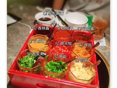 -禄婶鸡煲·打边炉