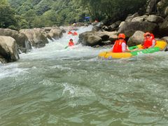 -雅鲁激流探险漂流