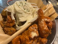 炸鸡一半一半-富乐满韩国正宗炸鸡韩国料理(虹泉路店)