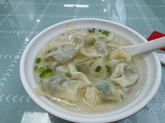 -珊珊小笼馆(仙霞路店)