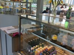 面包甜点陈列柜-太平洋咖啡(海天驿站店)