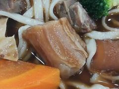 金牌半筋半肉面-康师傅私房牛肉面(北京南站店)