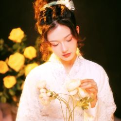 -盘子女人坊古装写真摄影(厦门总店)