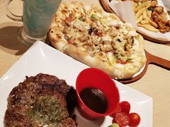 -必胜客(漕宝路店)