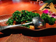 大理风味葱椒鸡-花马天堂云南餐厅 Lost Heaven(外滩店)