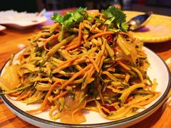 -东北人家铁锅炖(水岸帝景店)