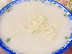 -雪琴面馆富安特色鱼汤面(城中花园店)