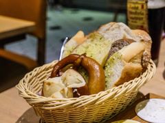 -LENBACH兰巴赫西餐啤酒坊(大连东港店)