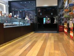 -VENCHI 闻绮(上海佛罗伦萨小镇店)