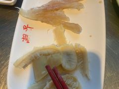 -潮界(LU·ONE凯德晶萃广场店)