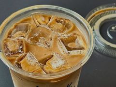 -瑞幸咖啡(Lab·前海壹方汇负一楼店)