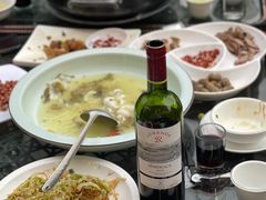 -兔行天下-鸿鹤鲜锅兔(中海国际店)