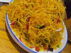 -山河屯铁锅炖(哈西站店)