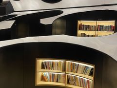 -涨巢·潮玩水疗局