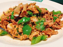 -费大厨辣椒炒肉(黄兴中心广场店)