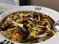 -渔语鱼酸菜鱼新川菜(来福士店)