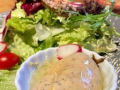 金枪鱼沙拉-黑牛の店·和牛烧肉(合生汇店)