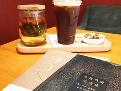 -西西弗书店&矢量咖啡(壹方购物中心店)