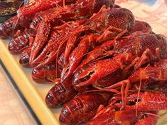 -肥肥虾庄·金牌油焖大虾(汉街SKP店)