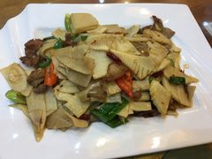 高山笋炒鲜肉-下梅人家土菜馆(历史文化餐厅度假区店)