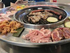 -哈哈碳都·牛肋条无限自助烤肉(宝龙店)