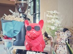 -Fridi Patisserie Cafe