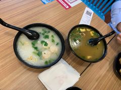 油豆腐牛肉粉丝汤（咖喱）-小杨生煎(黄河路店)