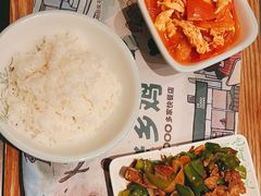 -老乡鸡(上海白玉兰广场店)