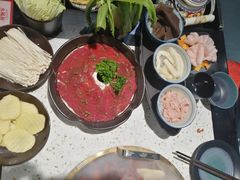 -炙爱鮮貨火锅(中东砂之船店)