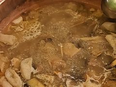 -菌海森林·非遗野生菌火锅(西山区滇池路摩根道店)