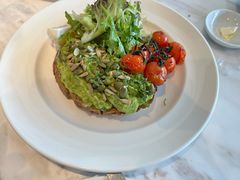 -ROAST coffee & eatery