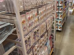 -名创优品(广东东莞东城万达2店)