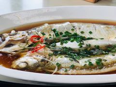 -七的湖·晚芳亭·阳澄湖农家菜·大闸蟹(莲花岛店)