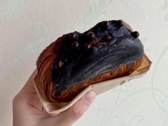 巧克力年轮起酥-WHEAT&BAKER-麥(凯德来福士店)
