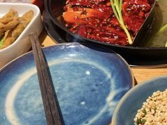 -三个四川人火锅(华联商厦店)