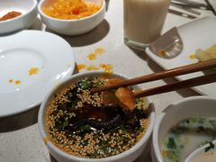 自助调料-海底捞火锅鲜切牛肉主题店(长寿路店)