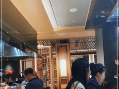 -丽思卡尔顿·炙焰·铁板烧餐厅