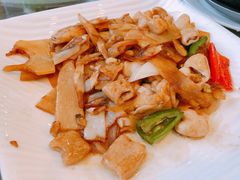 酸笋炒猪大肠-美极鲜食坊(宝安南路店)