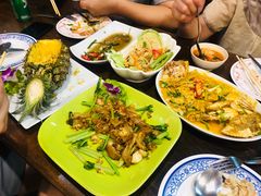-Dang restaurant (patong phuket)