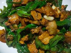 -三湘四水正宗湘菜(君峰路店)