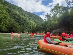 -雅鲁激流探险漂流